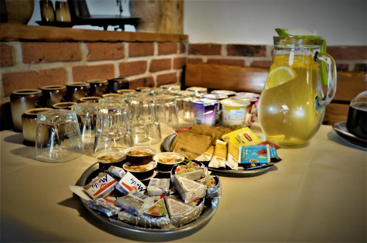 Restauracia Penzion Na Mlyne Стара-Тура Экстерьер фото